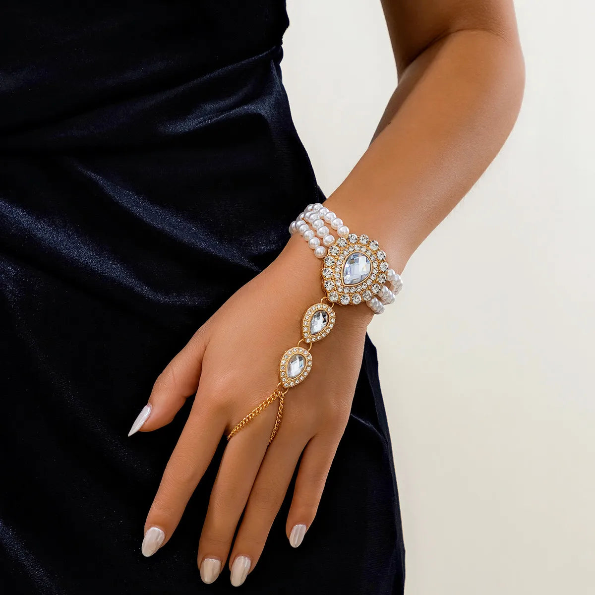 ALINORRA Éclat Pearl Set